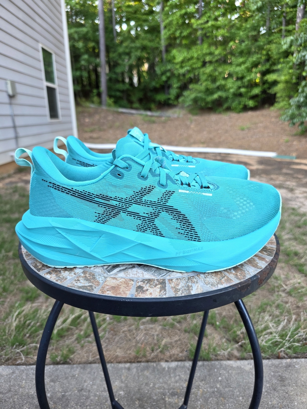 Asics NovaBlast 5 1012B765 Wave Teal/Black Running Shoes Sneakers Womens Size 11